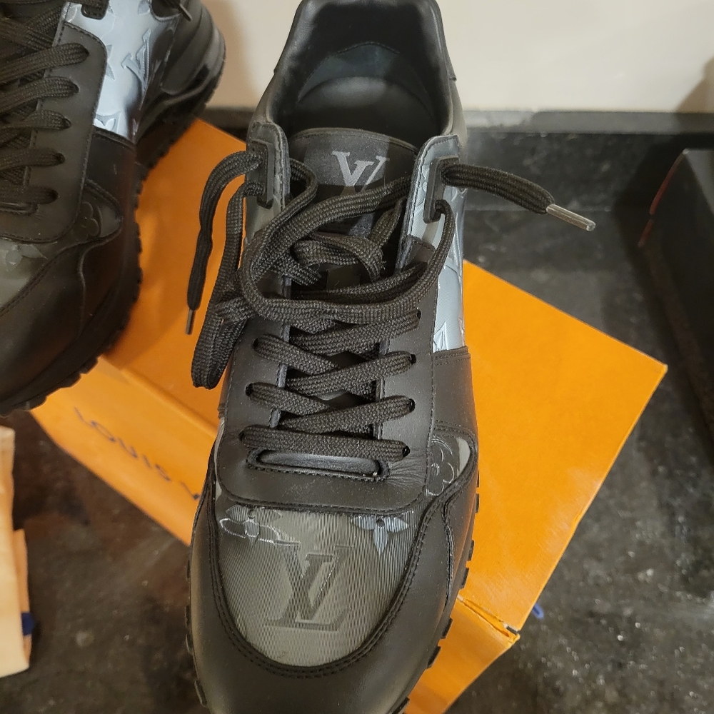 Louie sneakers